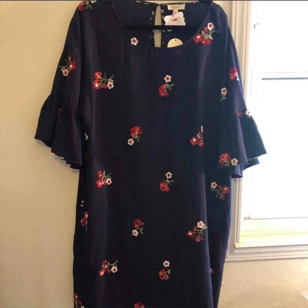 Navy bell sleeve dress